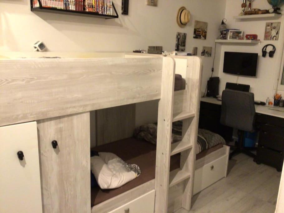 Proche De Paris 25Mintout Equipe, 2 Chambres 康弗兰斯·圣荷诺 外观 照片